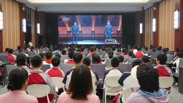 情景劇.jpg 情景劇.jpg